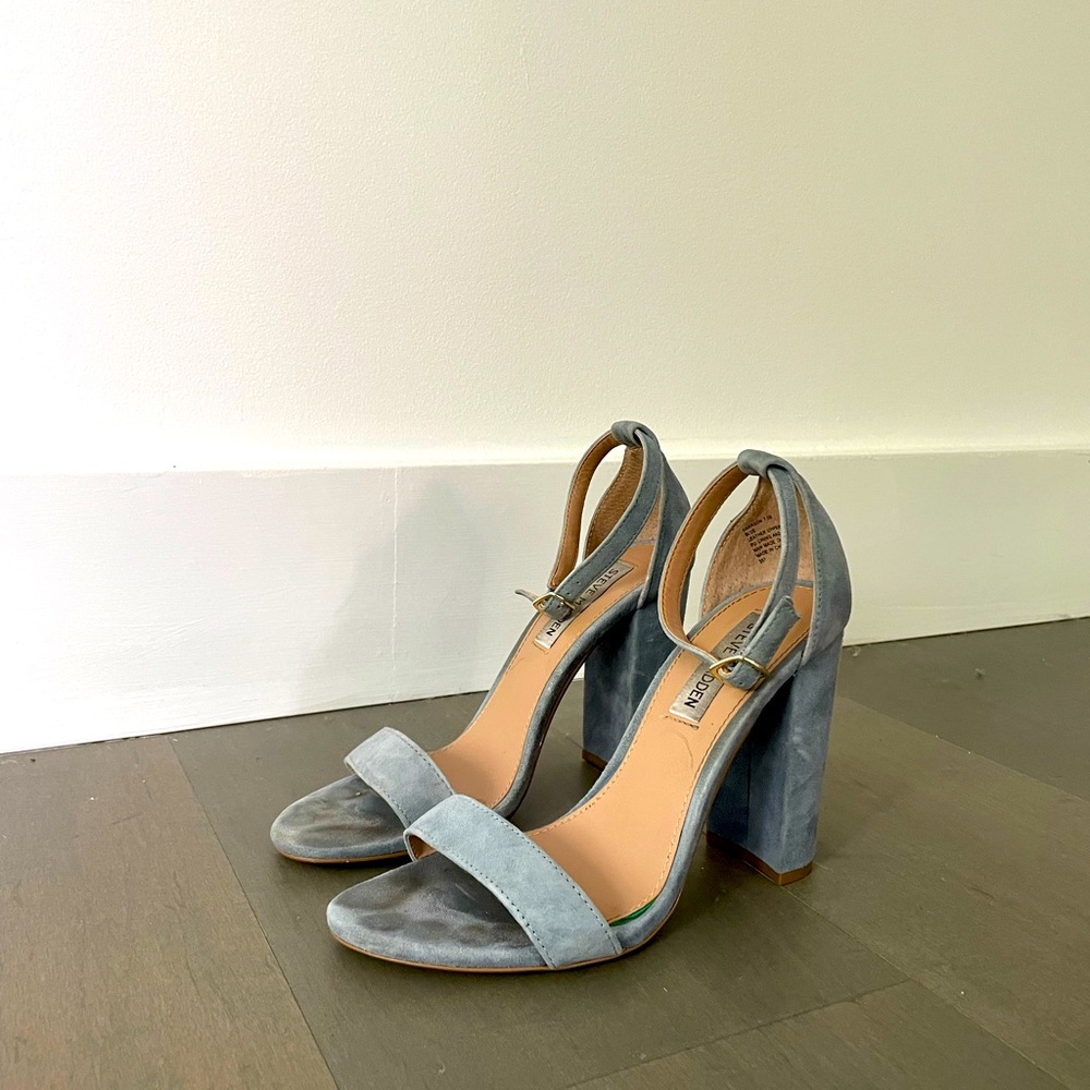 High heel sandals